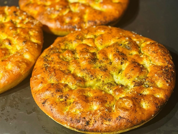Focaccia pesto zeezout